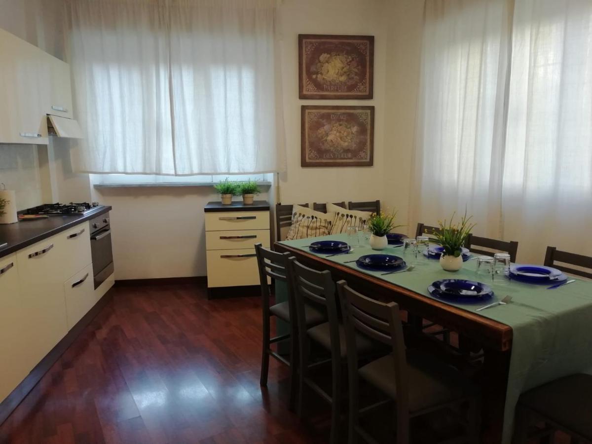 Saint Peter Vatican City Large Apartment Barbara Casa Vacanza ローマ エクステリア 写真