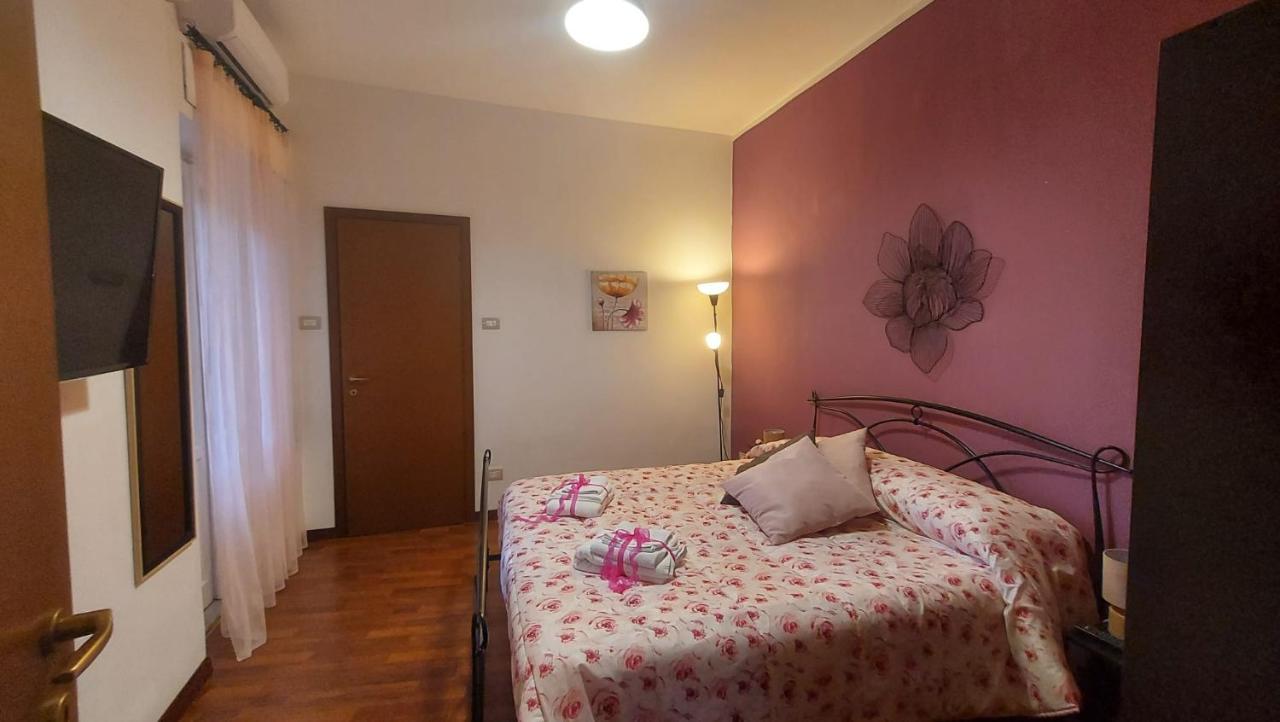 Saint Peter Vatican City Large Apartment Barbara Casa Vacanza ローマ エクステリア 写真